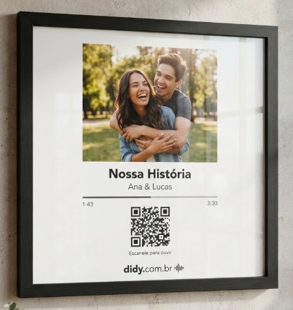 Quadro Físico Personalizado com QR Code
